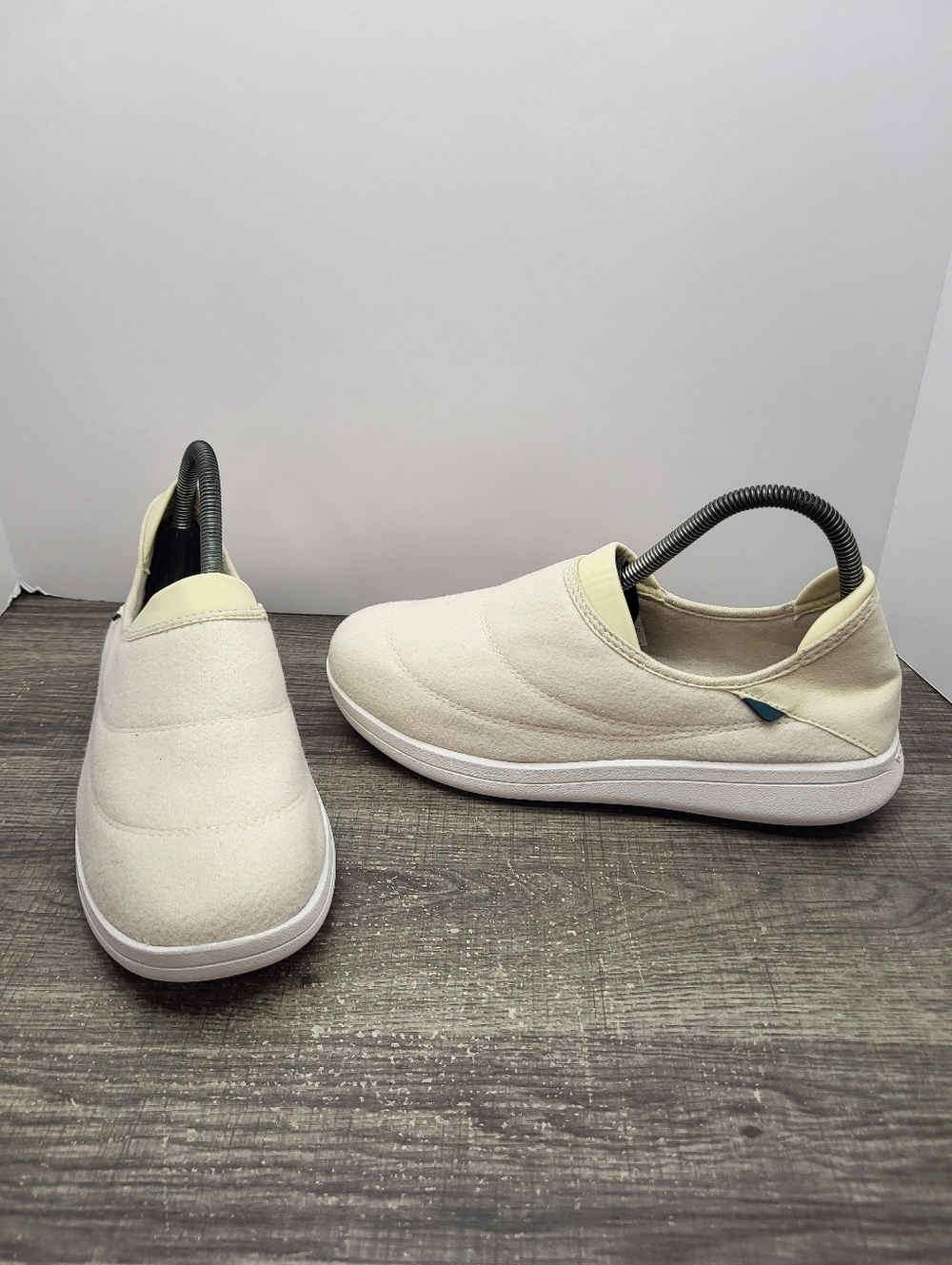 Vessi Sunday Slipper Cream Women's Size 8 Comfort Cushioned Slip-On Shoes
